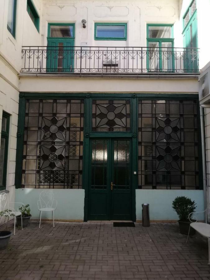 Entrez Apartment 3 - Historical Centre Кошице Экстерьер фото