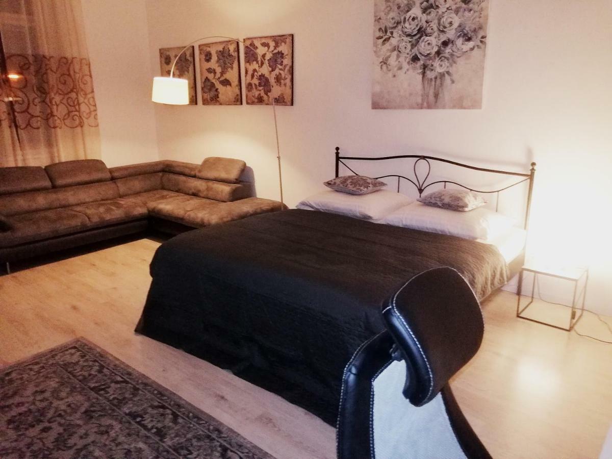 Entrez Apartment 3 - Historical Centre Кошице Экстерьер фото