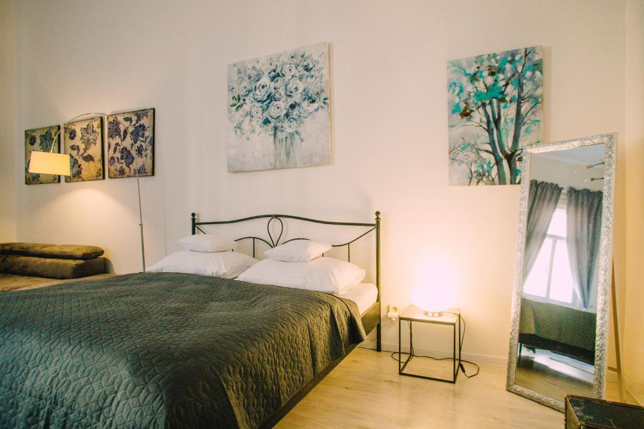Entrez Apartment 3 - Historical Centre Кошице Экстерьер фото